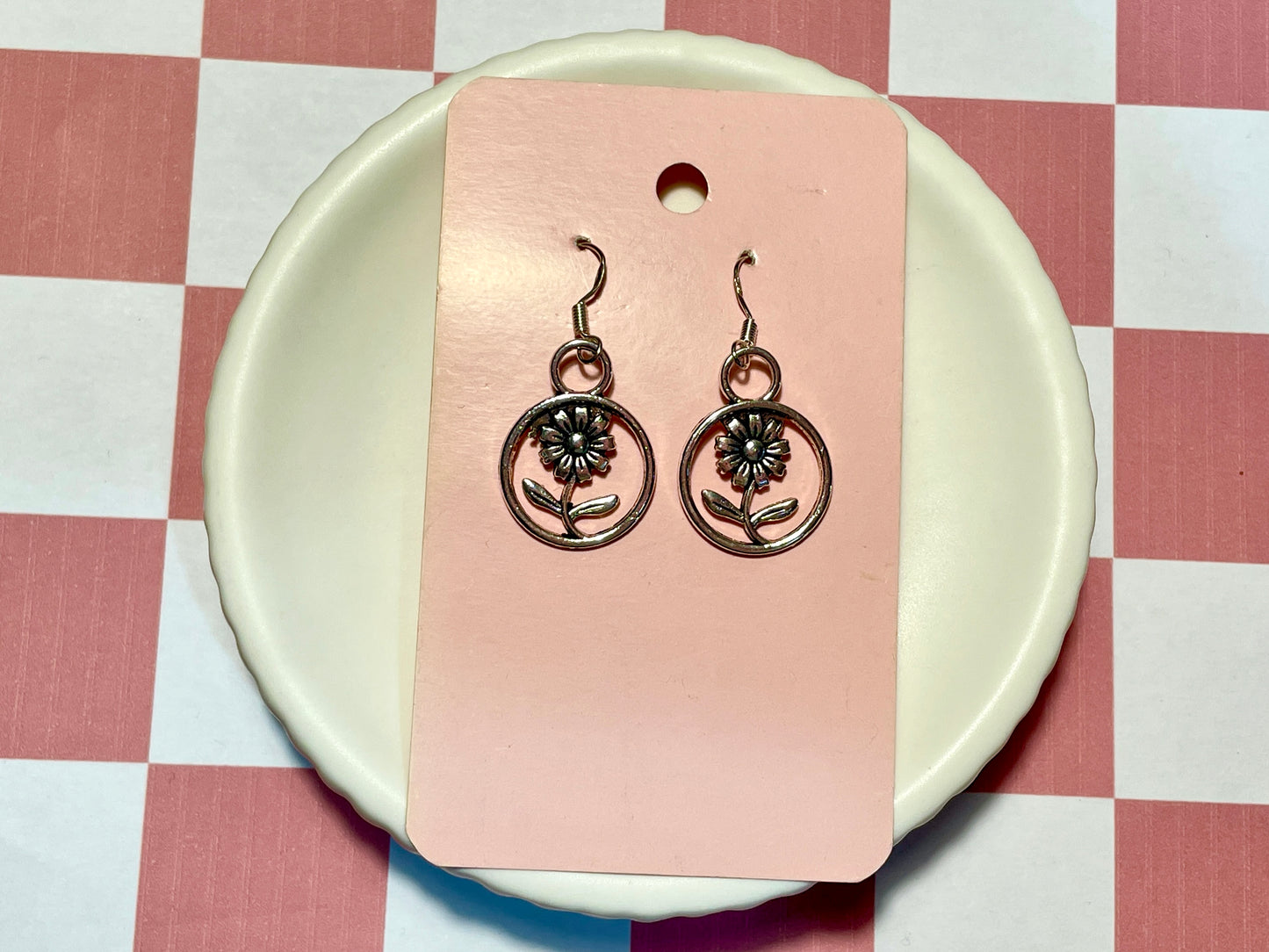 Silver Daisy Flower Earrings