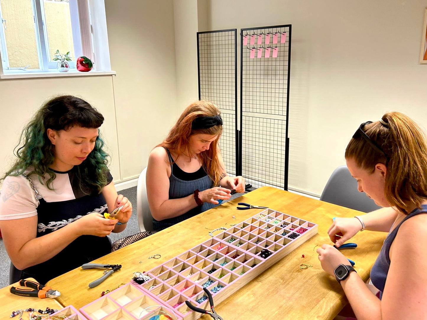 2 Hour Jewellery Workshop/Party