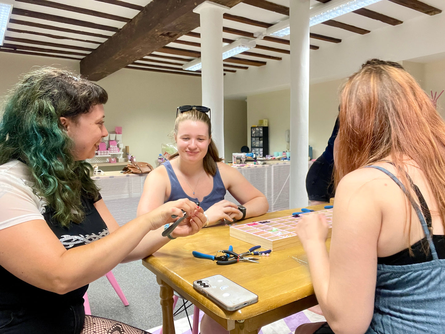 2 Hour Jewellery Workshop/Party