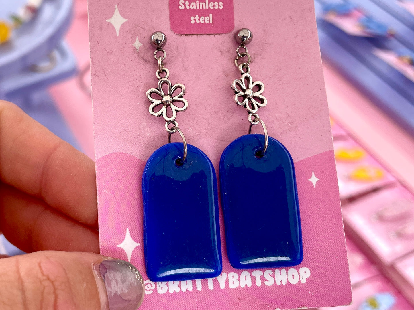 Blue Arch Dangle Stud Earrings with Flowers