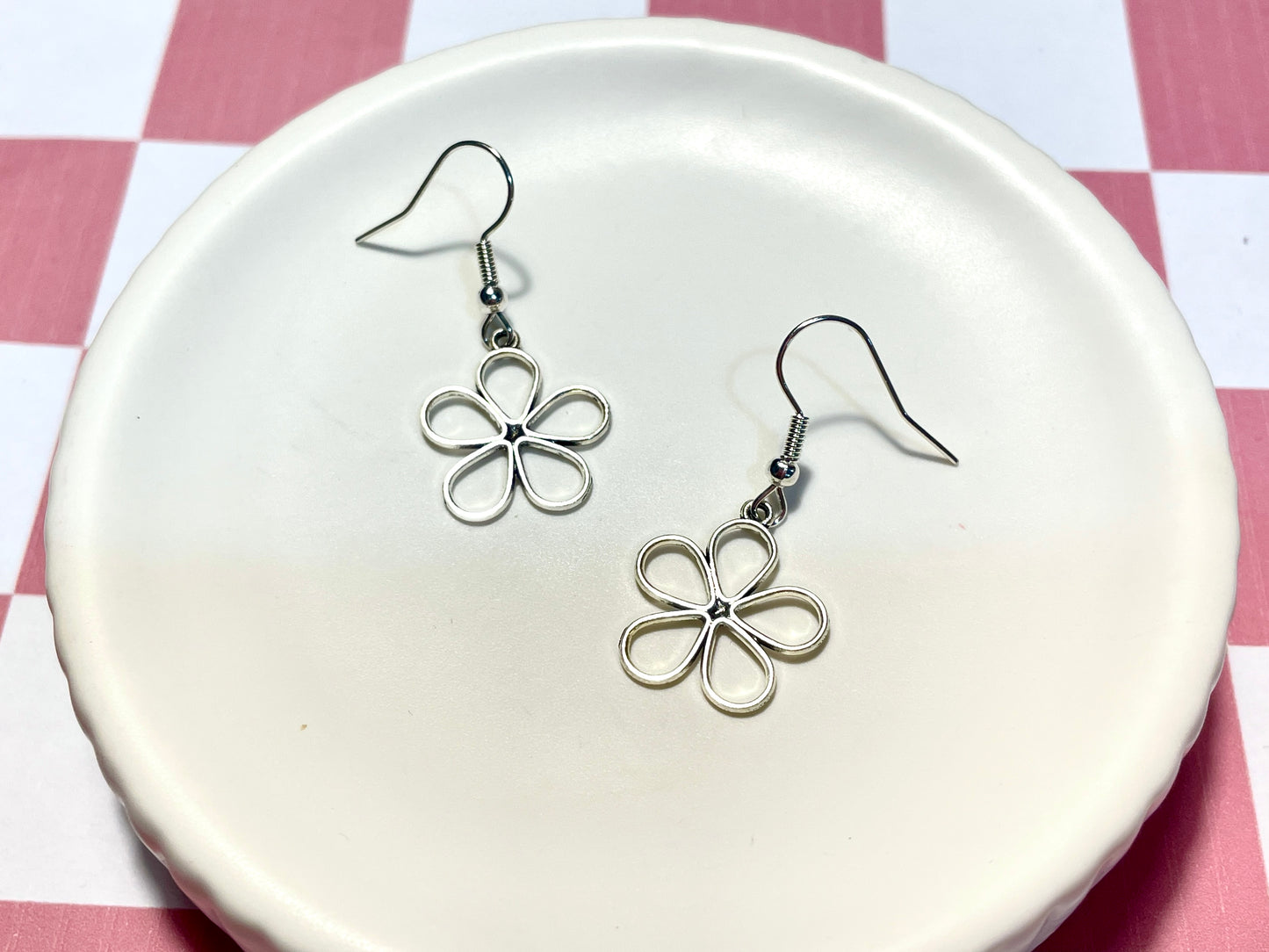 Silver Flower Outline Earrings